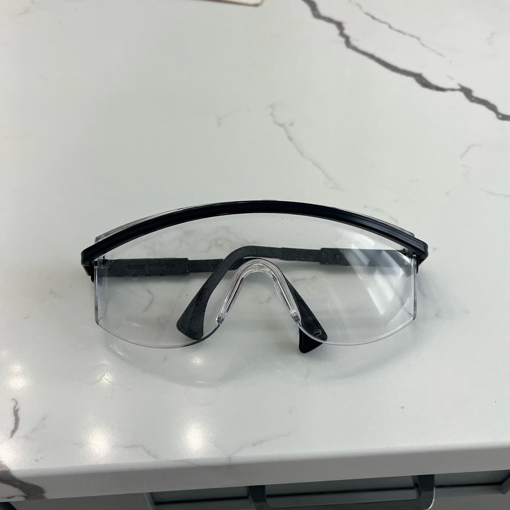 Lab goggles